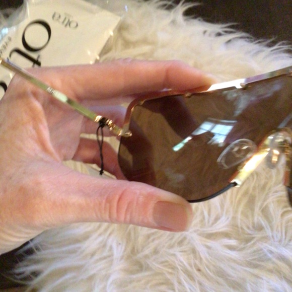 New! OTRA Adele shield Sunnies * read main image 6